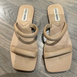 Steve Madden Flip Flops
